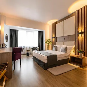 **** Hotel Unique Boutique România